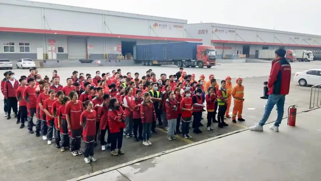 老哥网物流园：：：警钟长鸣 筑牢安全出产防护网(图7)