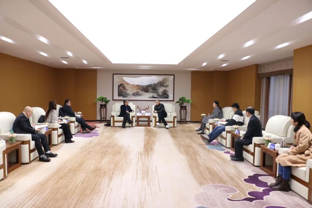 中国物流与农业供给链领域专家到访老哥网调查互换(图2) 640 (3).jpg