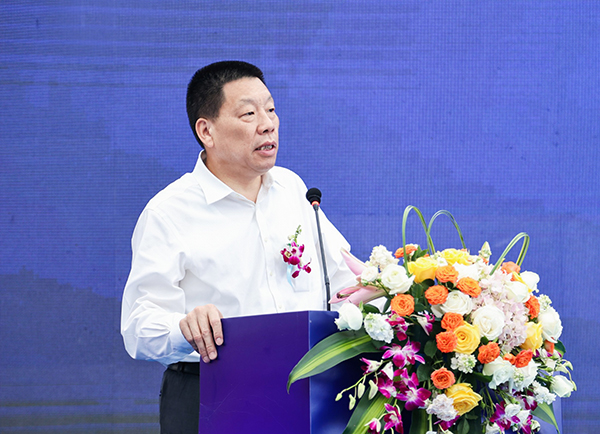 “三高四新”，物流先行：现代物流产学研融战术合作签约暨示范基地揭牌典礼成功进行(图6)