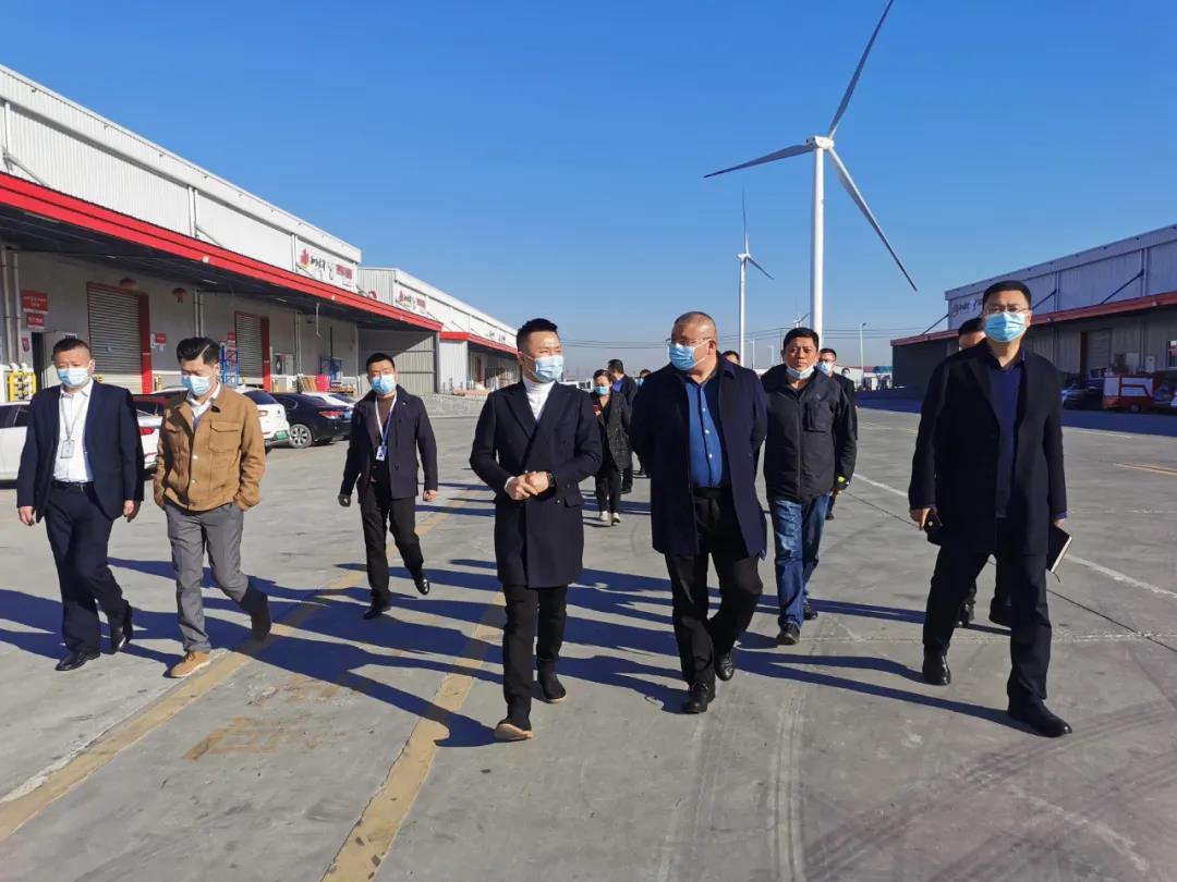 政企同心 共创鲜丽：：：吐鲁番市汉沽治理区党工委书记、管委会主任边志兴一行调查老哥网-京东华北物流基地项目建设进展(图1)